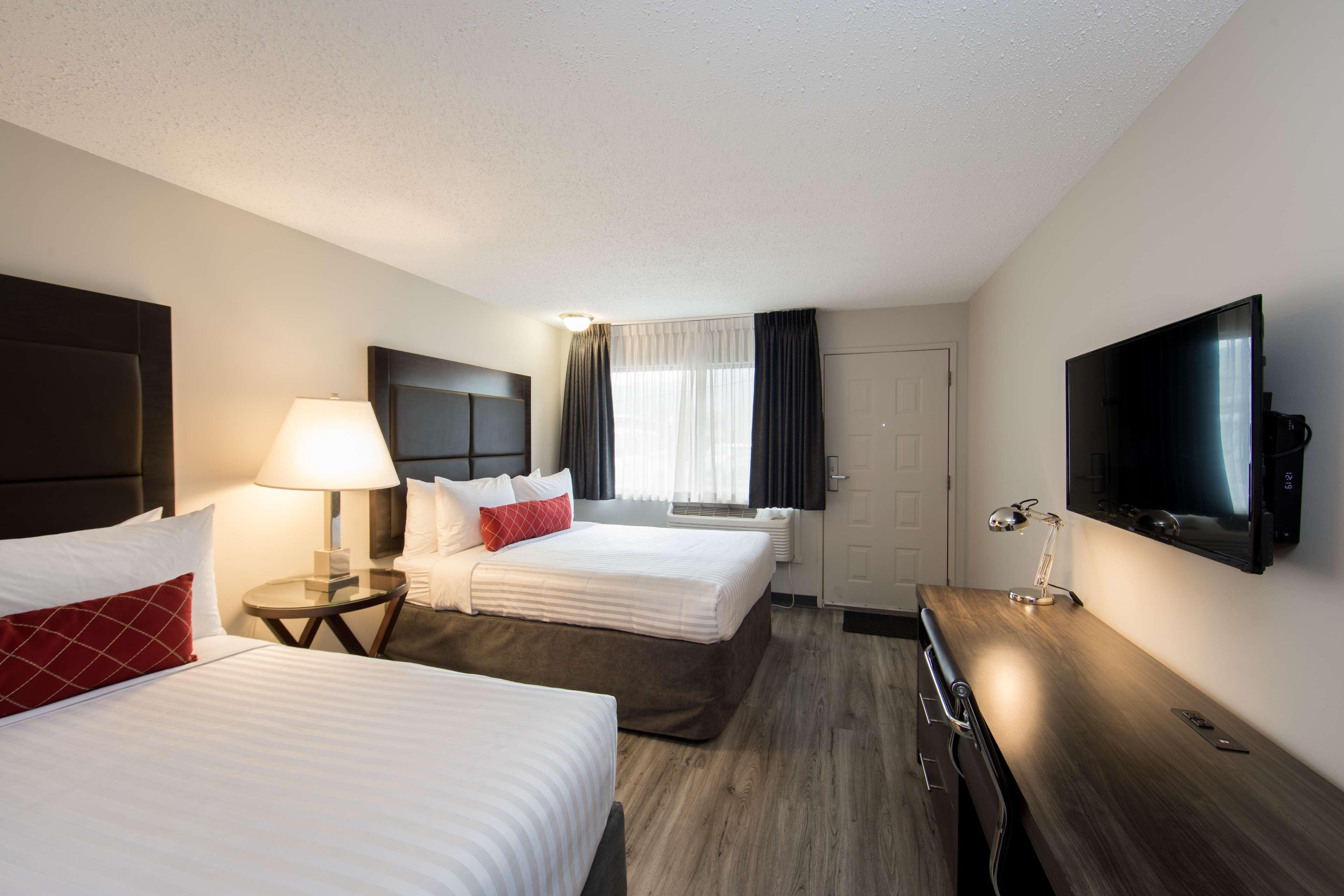 Surestay Hotel By Best Western Касългар Екстериор снимка